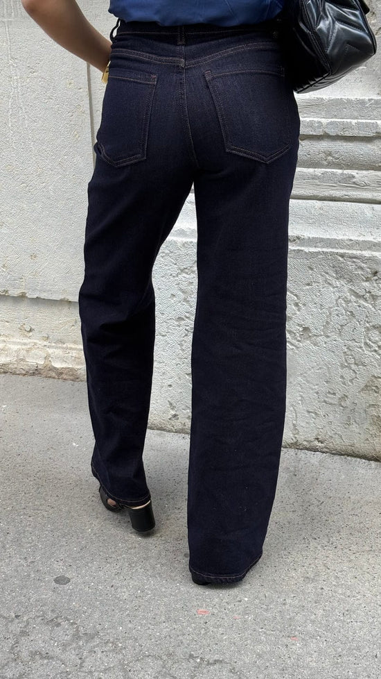 Effortless Flare Jeans - Leeylaa