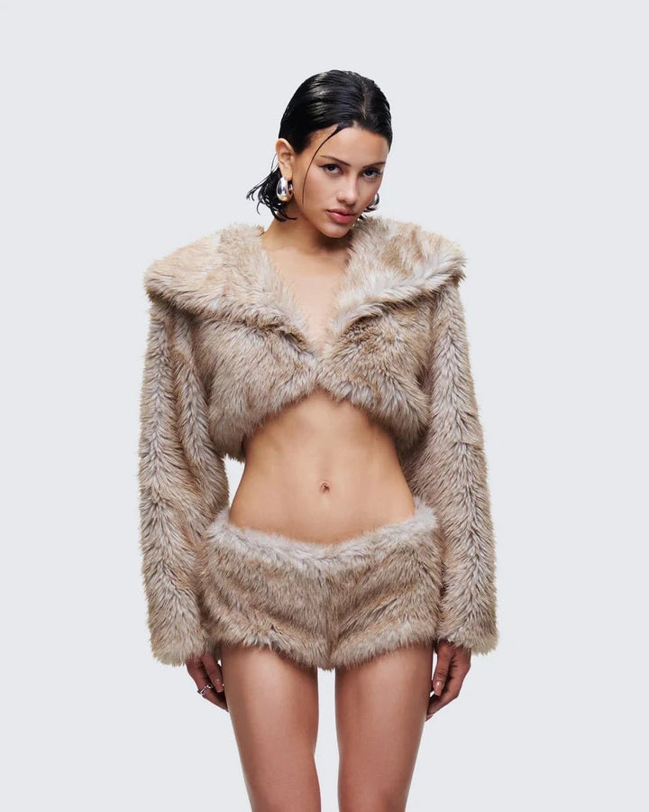 Chic Faux Fur Cropped Jacket - Leeylaa