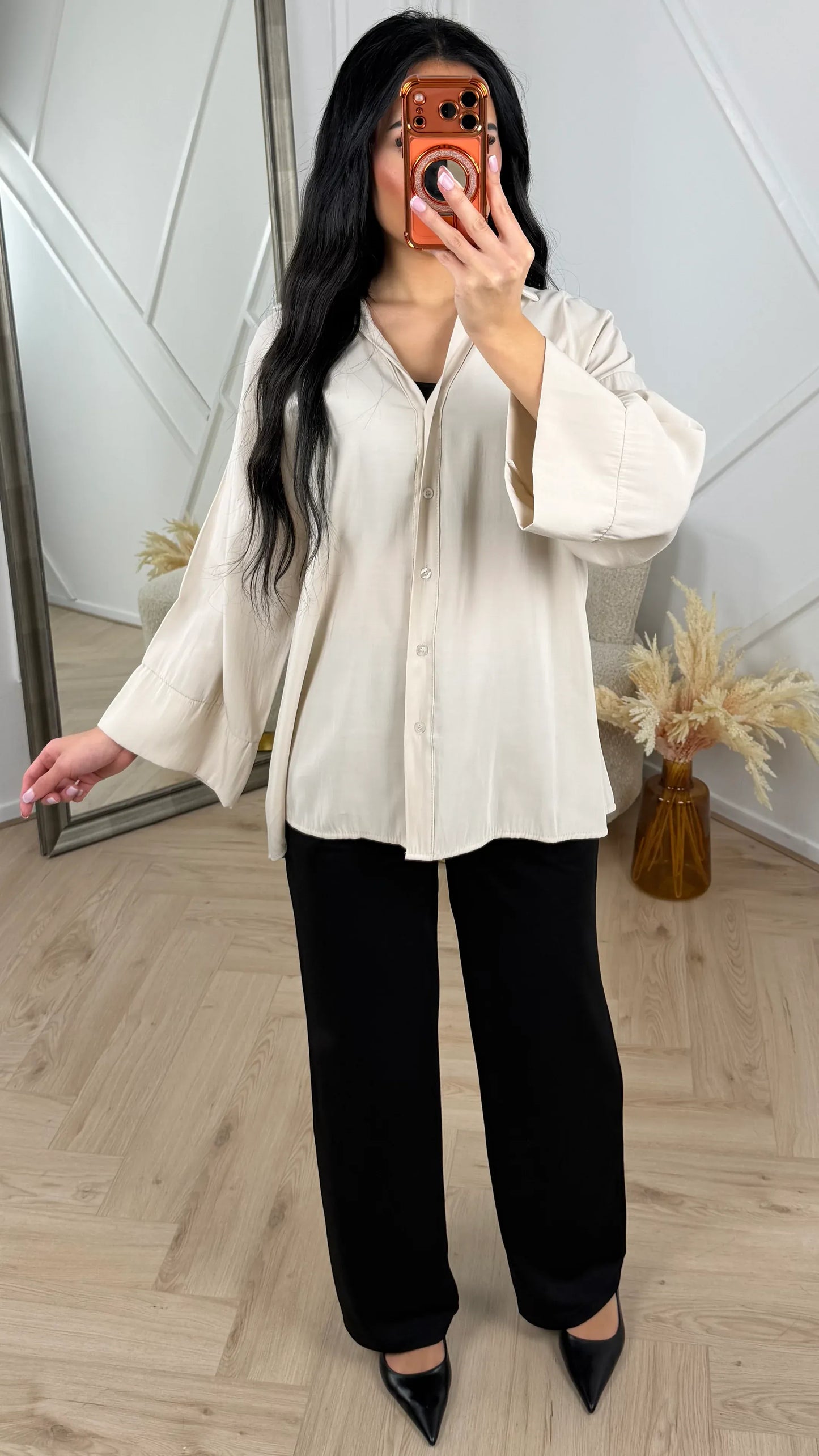 Relaxed Button - Down Blouse - Leeylaa