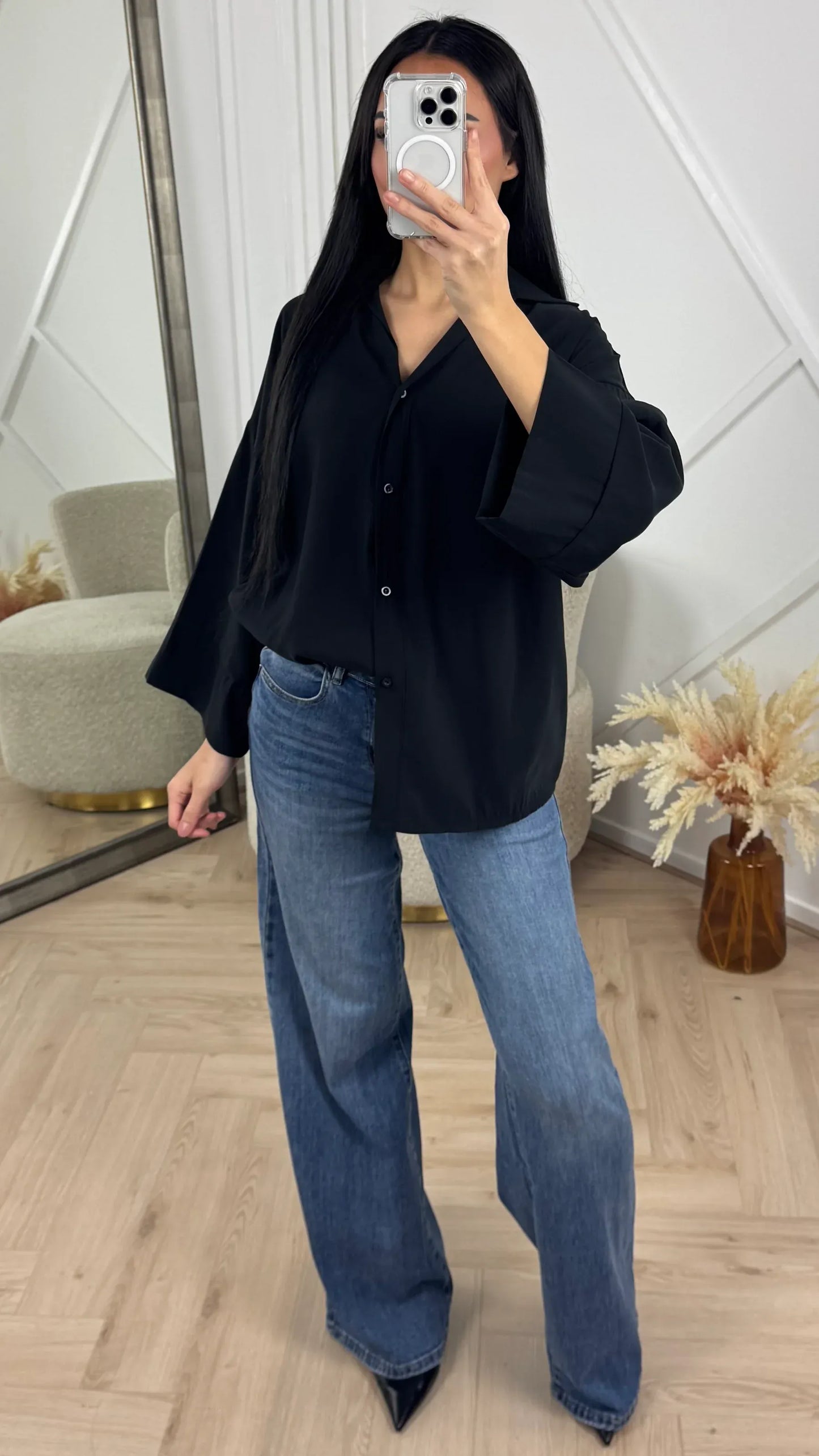 Relaxed Button - Down Blouse - Leeylaa