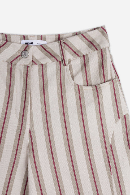 Effortless Chic Wide-Leg Trousers